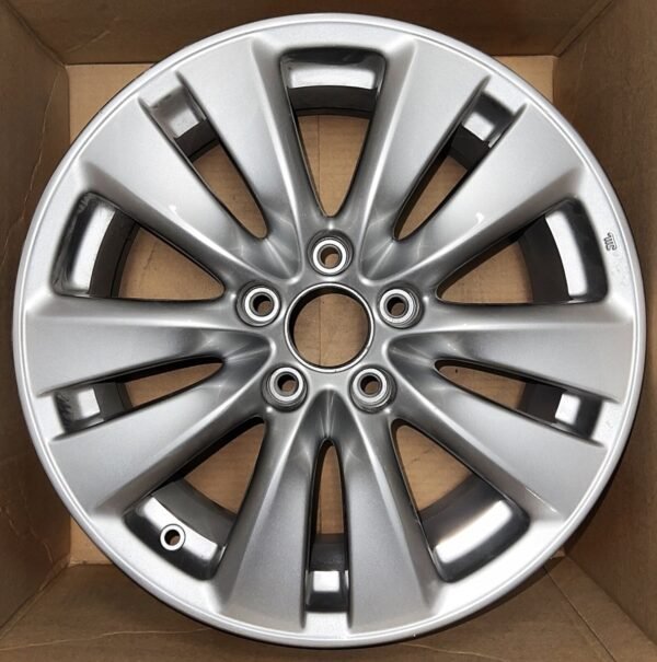 جنط هوندا اكورد 2011 - 2012 مقاس 17 فضي الجودة Honda Accord 17 Inch Silver Replacement Alloy Wheel 2011-2012