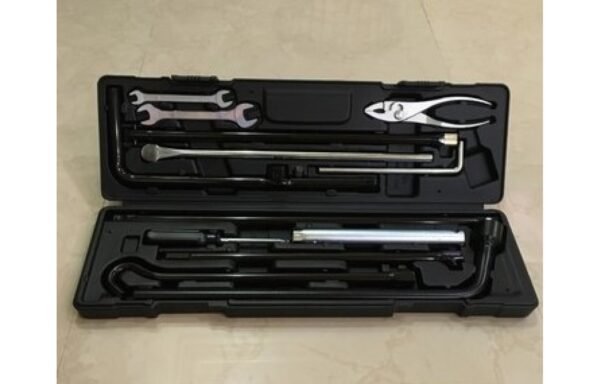 شنطة عِدة وسيارات لاندكروزر (2008-2020) صيني طبق الأصل