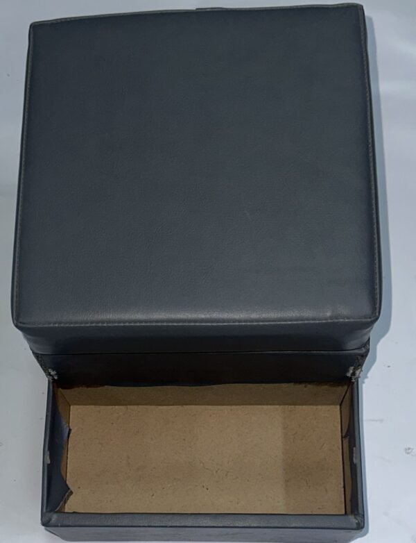 تكاية يد وسطية داتسون جلد رصاصي مع درج تخزين / Datsun Grey Leather Center Armrest Console with Storage