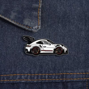 بروش سيارة بورش 911 GT3 RS باللون الأبيض