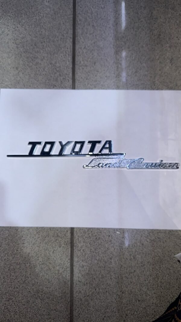 شعار أحرف لاندكروزر كروم خلفي كلاسيك - Toyota Land Cruiser Classic Chrome Rear Letter Car Emblem Badge