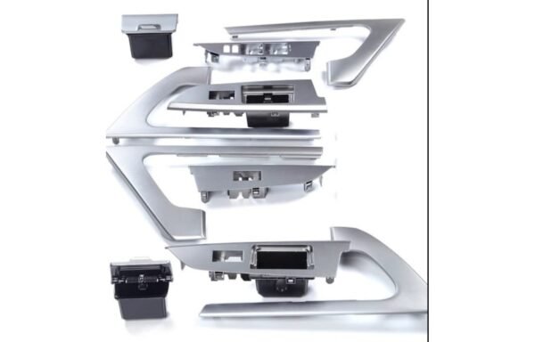 طقم ديكور أبواب داخلي لاندكروزر (2016-2020) أصلي مستعمل نظيف - Used Genuine OEM Toyota Land Cruiser