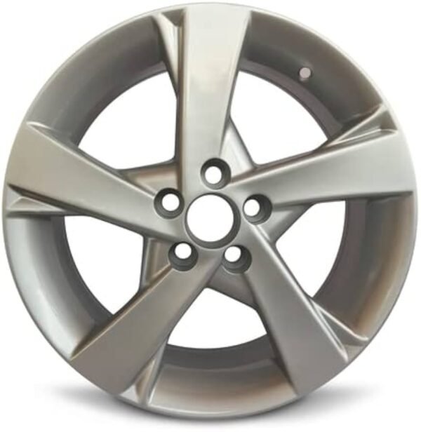 جنط تويوتا كورولا 2011 - 2013 مقاس 16 من كلاسيك ر Toyota Corolla 16 Inch Silver Rim By Classico Parts