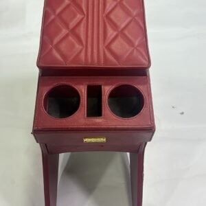 تكاية يد وسطية مطورة هايلوكس جلد عنابي مع منفذ ولاعة ومنفذي USB / Upgraded Toyota Hilux Burgundy Leather