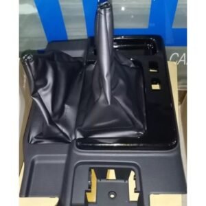 ديكور قير عادي باترول فتك مخشب أسود أصلي وكالة 2022 (Nissan Patrol VTC 2022 Original Black Wood Manual Gear