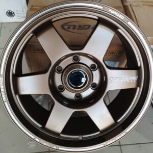 طقم 4 جنوط ريس مكحل مقاس 17×8 إنش 6 مسمار اف جي / فتك / هايلكس دبل (صيني درجة أولى)Set of 4 Rays Two-Tone