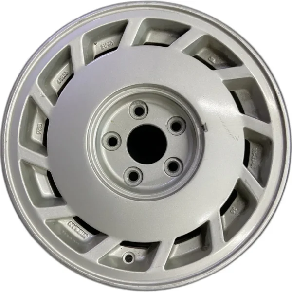 جنط نيسان مكسيما كلاسيك مسح - Nissan Maxima Classic Wheel Rim