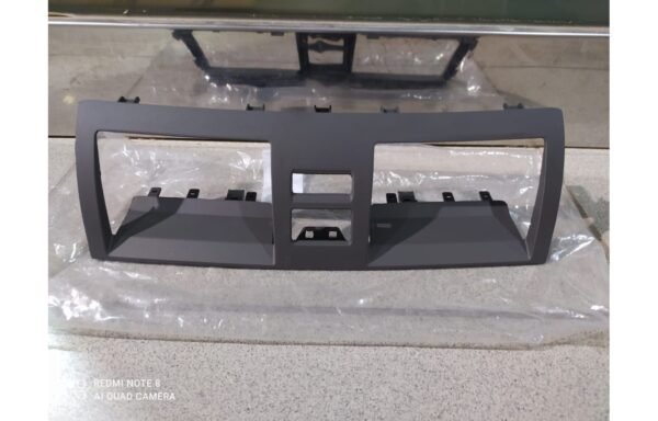 ديكور مكيف وسط بدون ريش تويوتا كامري 2007-2011 / Toyota Camry 2007-2011 Center AC Vent Dash Trim Bezel