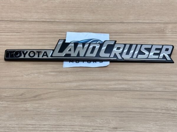 شعار أحرف لاندكروزر كروم خلفي للسيارات - Toyota Land Cruiser Chrome Rear Letter Car Emblem Badge