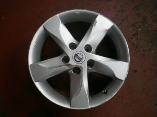 جنط نيسان التيما 2005 - 2007 مقاس 17 فضي الجودة Nissan Altima 17 Inch Silver Replacement Alloy 2005-2007