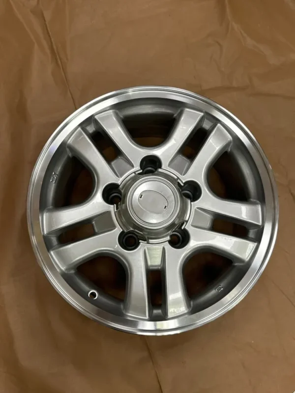 جنط لكزس 2003 مقاس 16 (مستعمل) / Used 2003 Lexus Style 16" Wheel