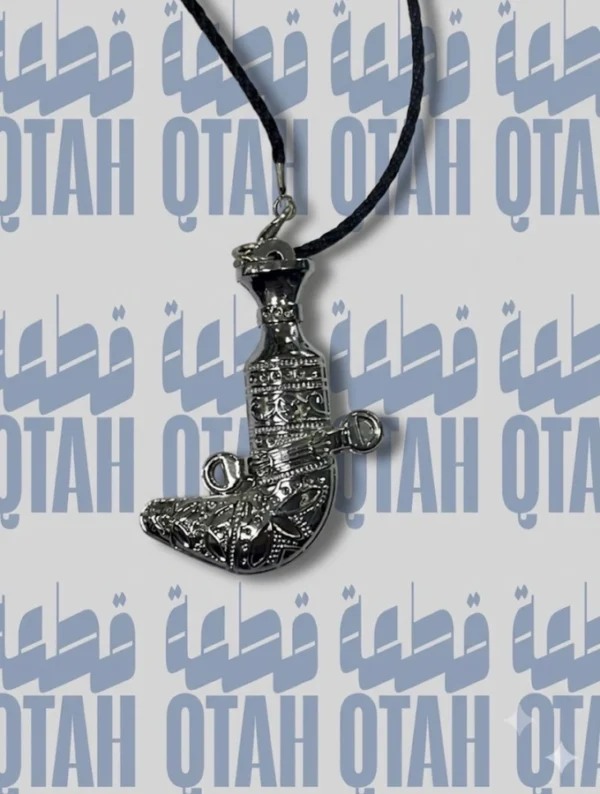 تعليقة سيارة منوعة شكل مميز (حبة)En: Single Custom Car Mirror Pendant